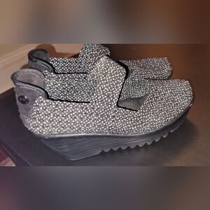 bernie mev. Black & White Speckled Knit Mary Jane Wedges